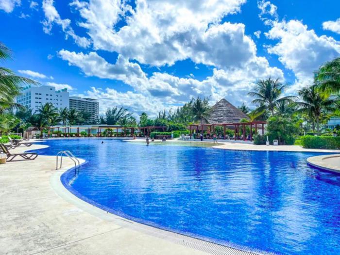 Amara Cancun Beachfront Condo エクステリア 写真